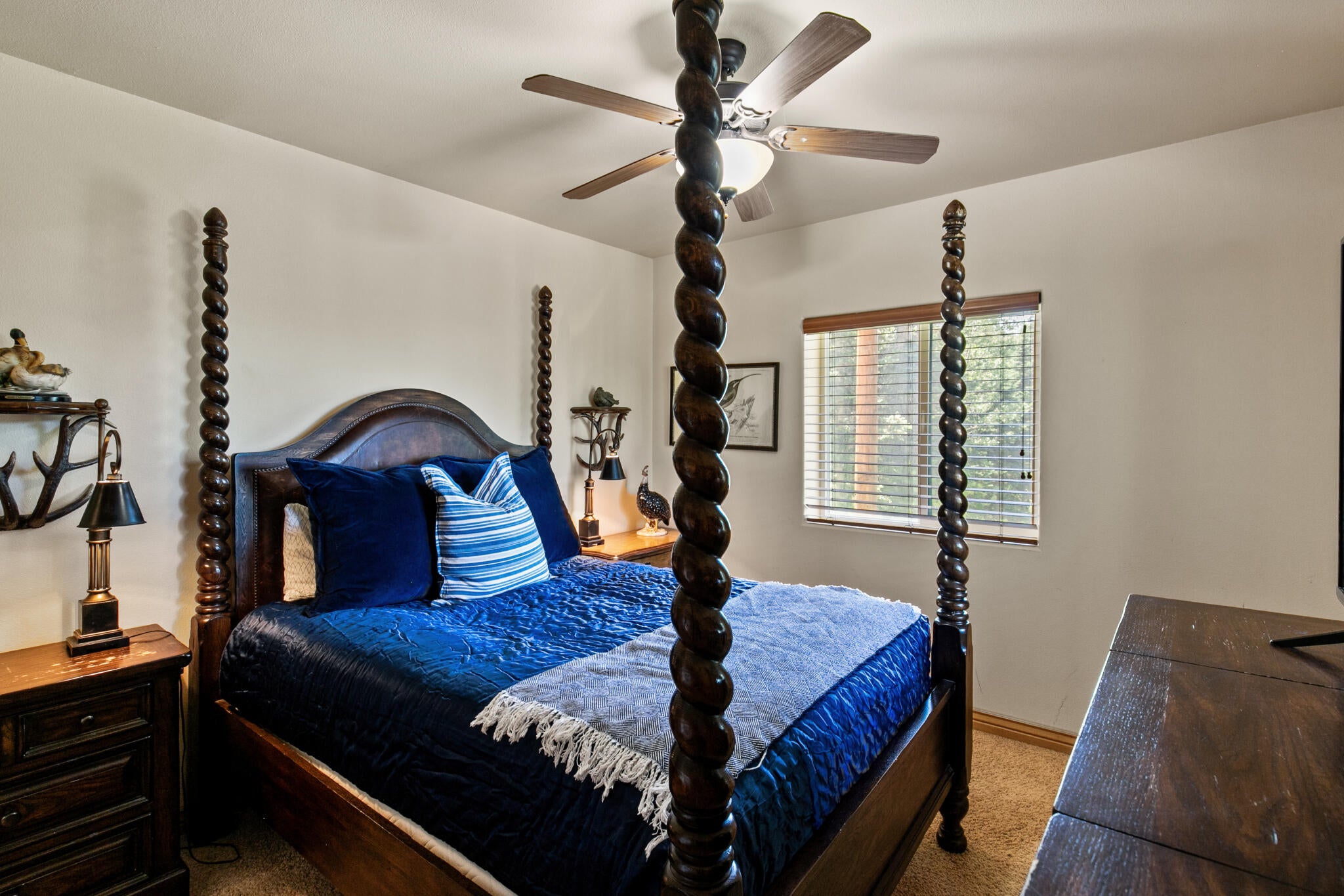 Brian Head, Utah, 84719, United States, 5 Bedrooms Bedrooms, ,4 BathroomsBathrooms,Residential,Active,1889352