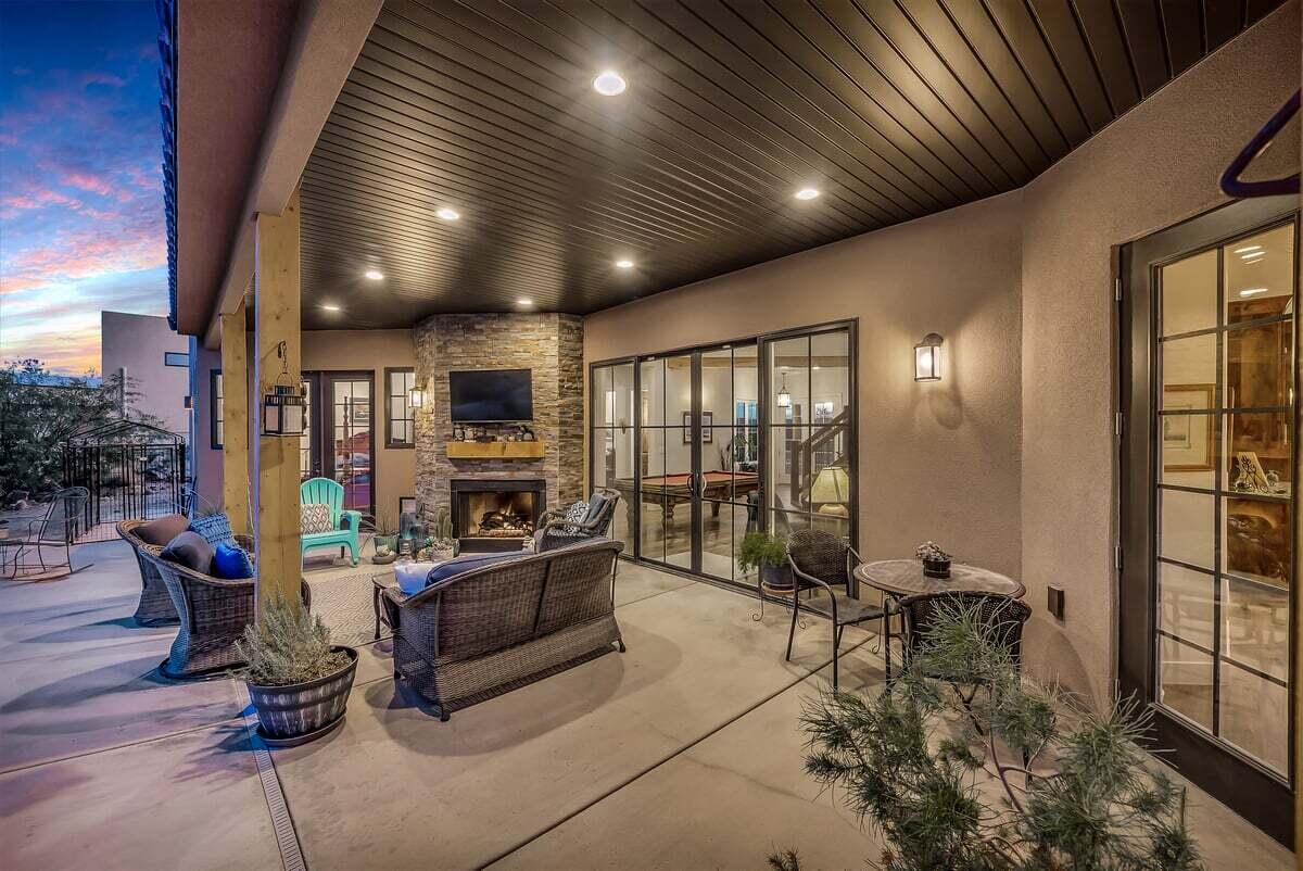 Hurricane, Utah, 84737, United States, 4 Bedrooms Bedrooms, ,4 BathroomsBathrooms,Residential,Active,1945483