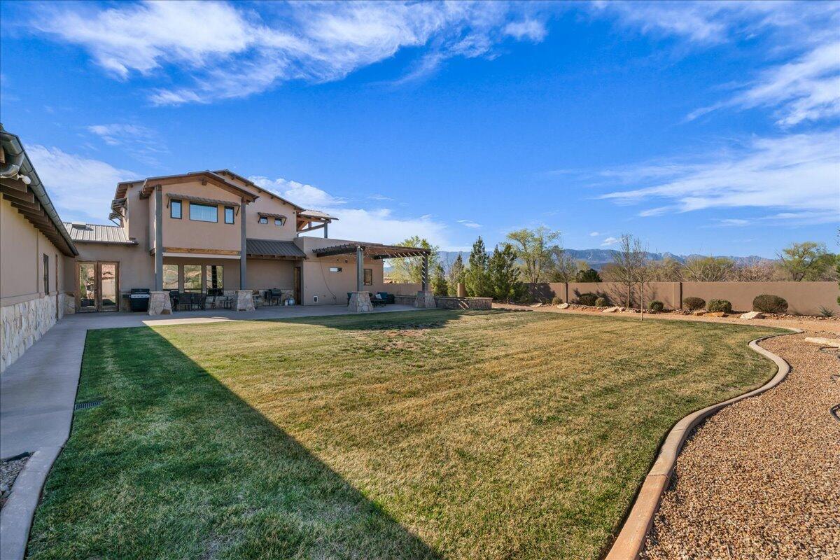 Hurricane, Utah, 84737, United States, 5 Bedrooms Bedrooms, ,6 BathroomsBathrooms,Residential,Active,1748671