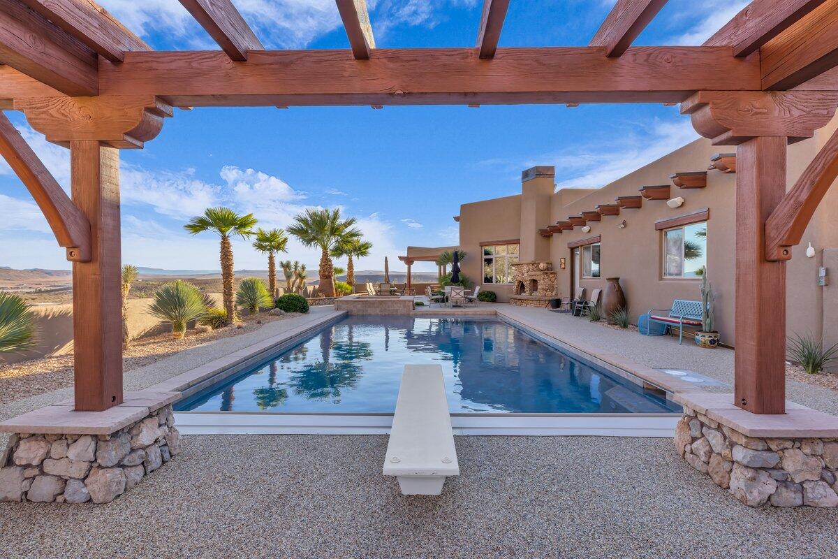 Hurricane, Utah, 84737, United States, 4 Bedrooms Bedrooms, ,3 BathroomsBathrooms,Residential,Active,1941338