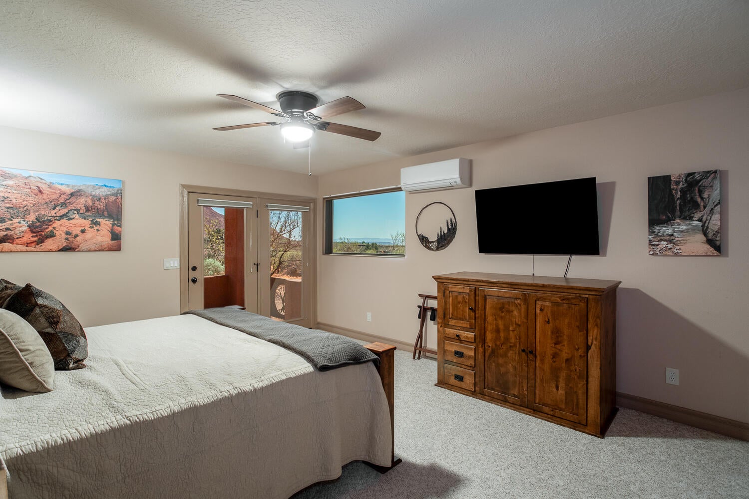 St George, Utah, 84738, United States, 3 Bedrooms Bedrooms, ,4 BathroomsBathrooms,Residential,Active,1769897