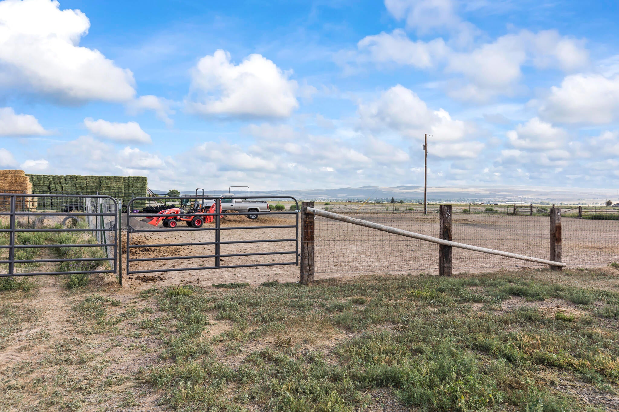 Panguitch, Utah, 84759, United States, 3 Bedrooms Bedrooms, ,3 BathroomsBathrooms,Residential,Active,2015807