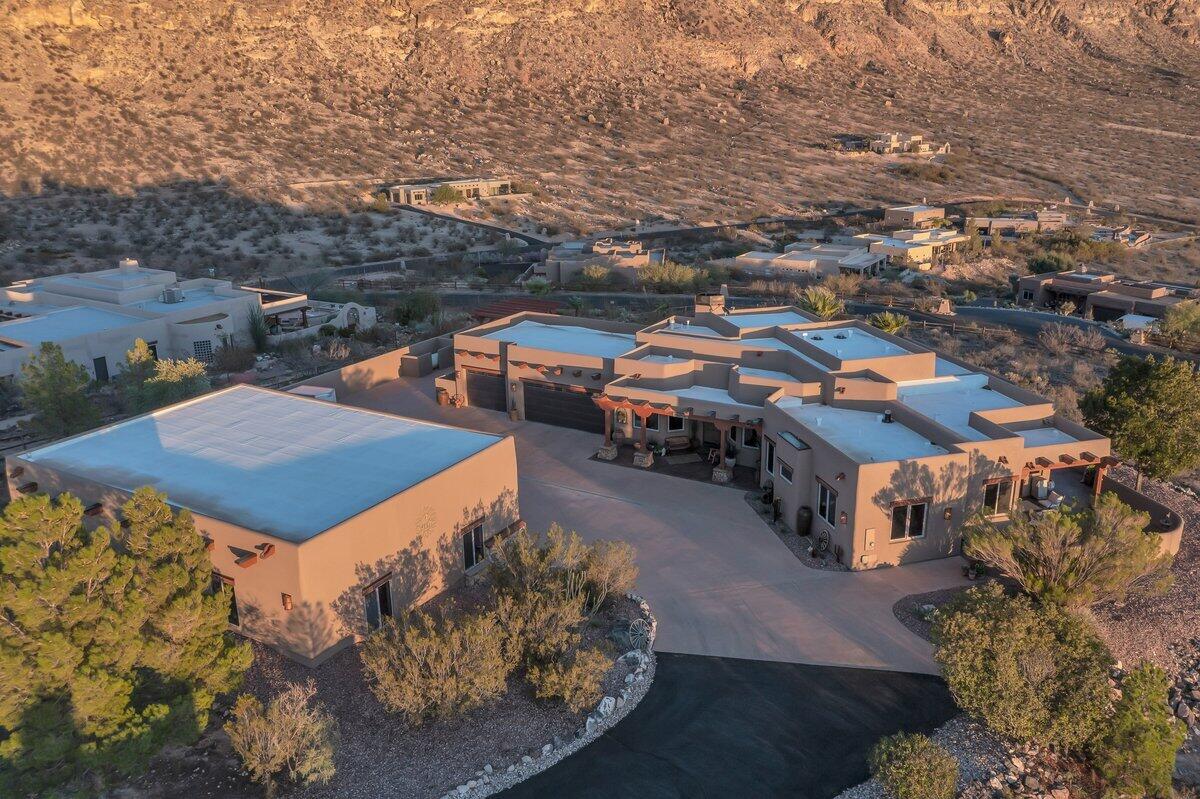 Hurricane, Utah, 84737, United States, 4 Bedrooms Bedrooms, ,3 BathroomsBathrooms,Residential,Active,1941338