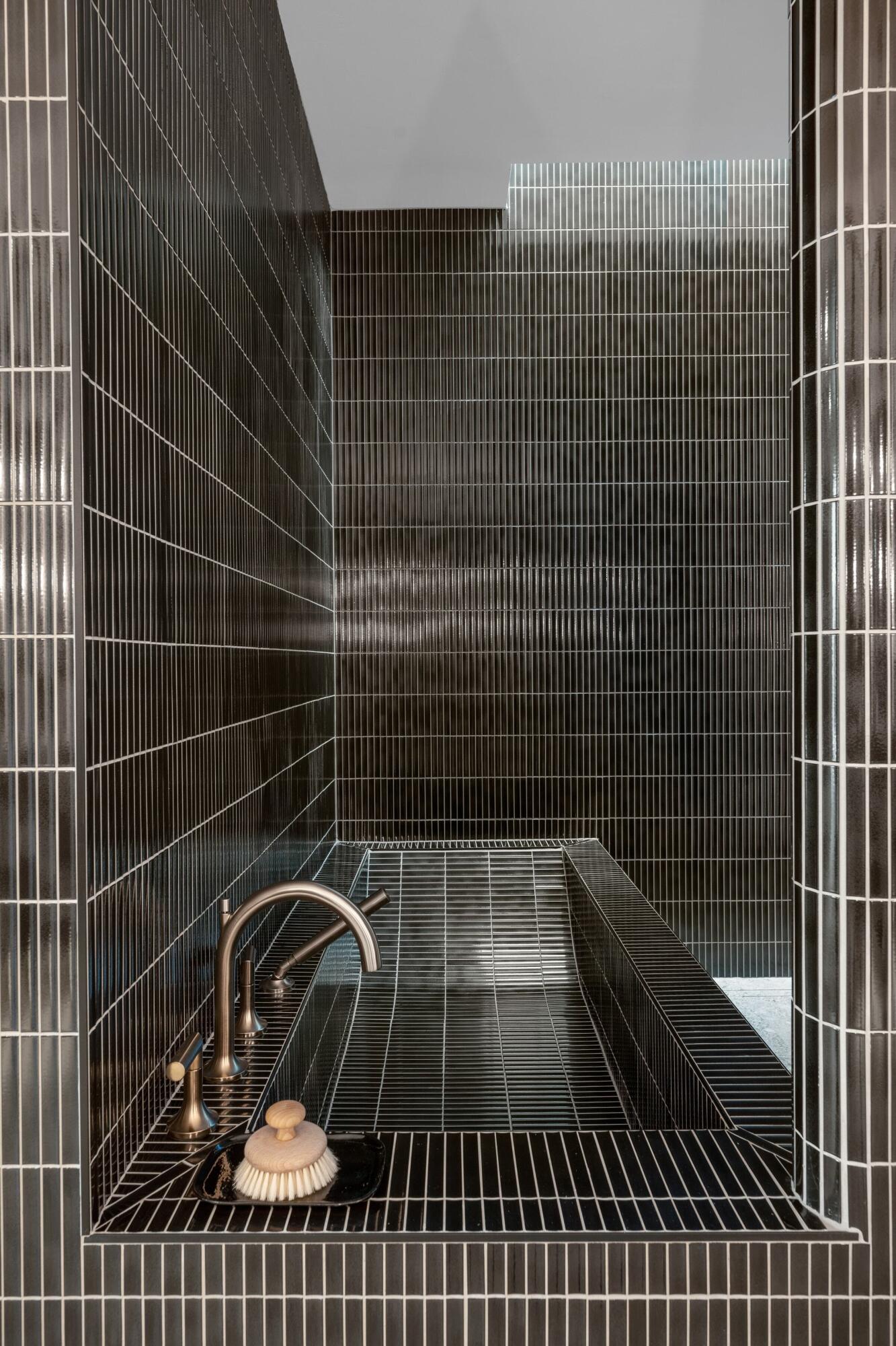 Hurricane, Utah, 84737, United States, 5 Bedrooms Bedrooms, ,7 BathroomsBathrooms,Residential,Active,2007326