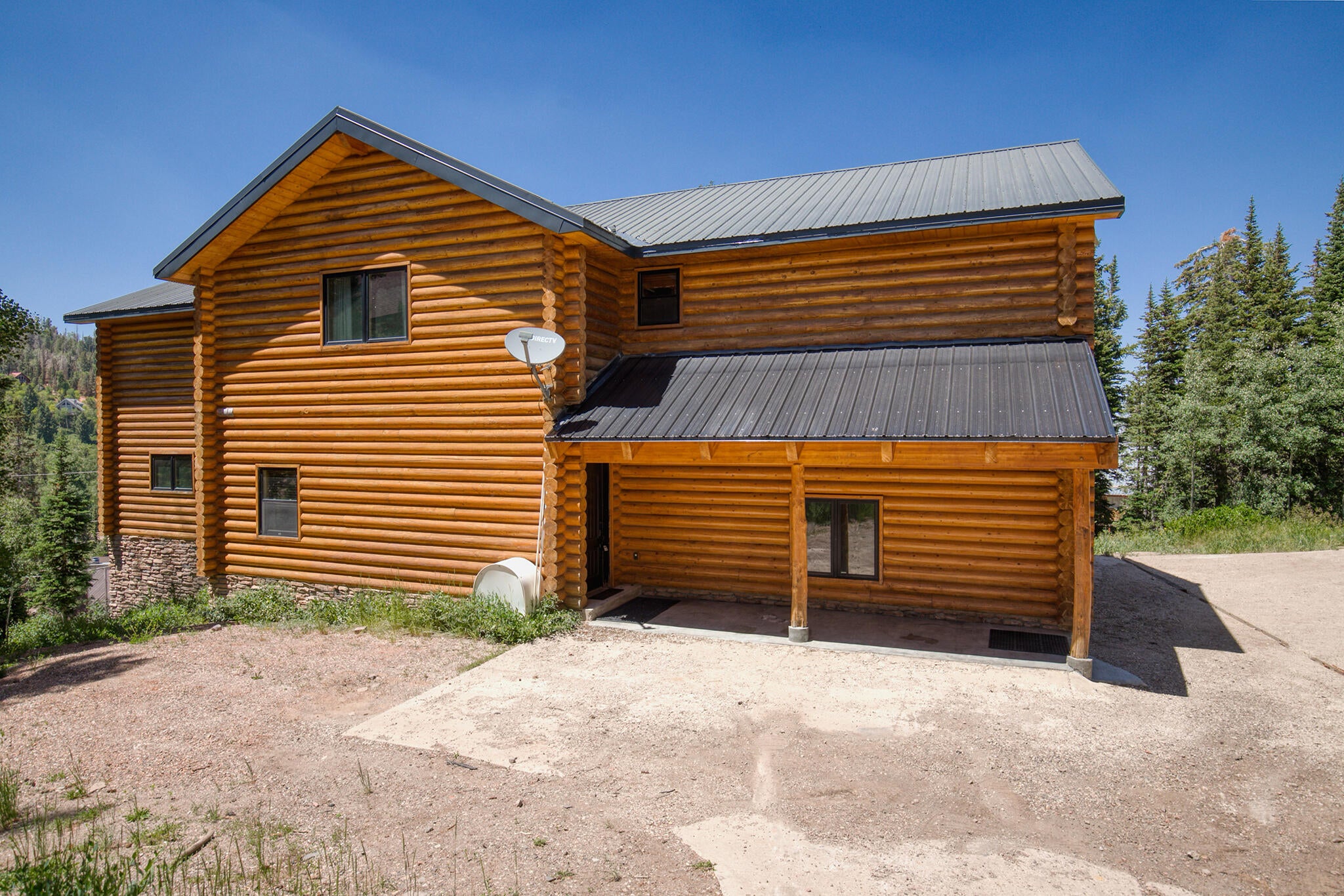 Brian Head, Utah, 84719, United States, 5 Bedrooms Bedrooms, ,4 BathroomsBathrooms,Residential,Active,1889352