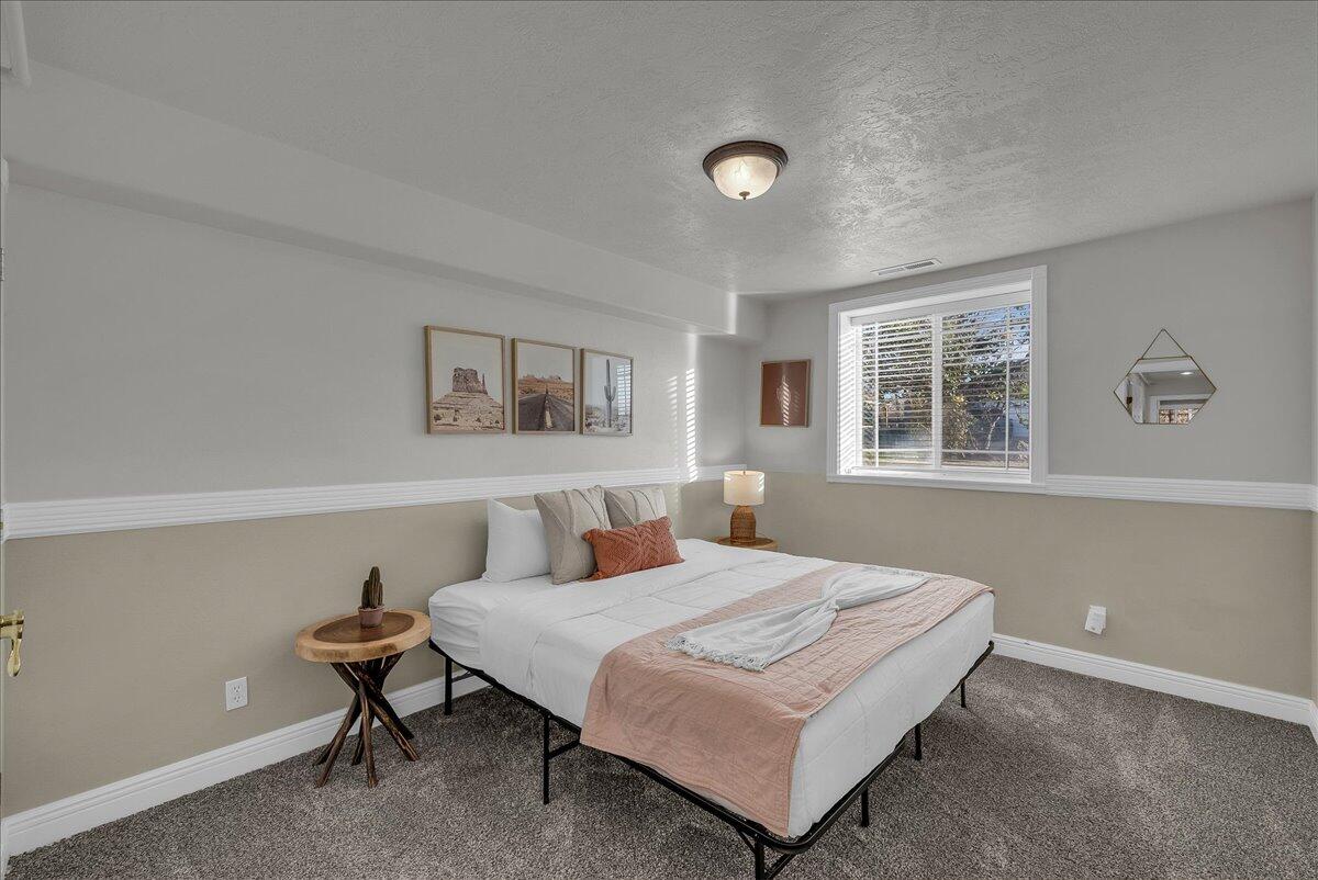 La Verkin, Utah, 84745, United States, 6 Bedrooms Bedrooms, ,4 BathroomsBathrooms,Residential,Active,2010581