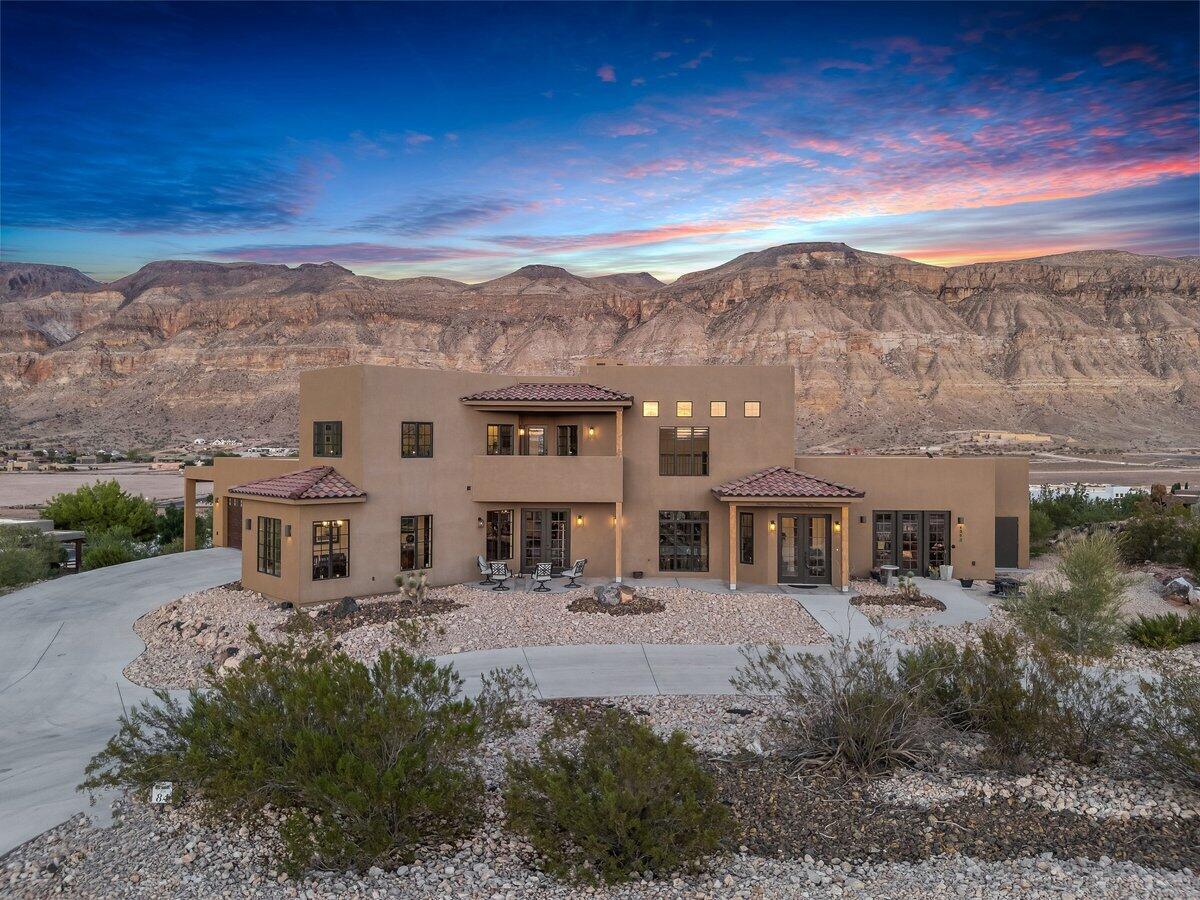 Hurricane, Utah, 84737, United States, 4 Bedrooms Bedrooms, ,4 BathroomsBathrooms,Residential,Active,1945483