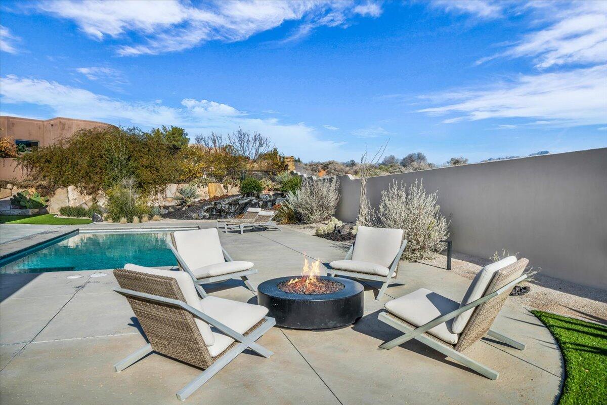 St George, Utah, 84770, United States, 5 Bedrooms Bedrooms, ,5 BathroomsBathrooms,Residential,Active,2009817