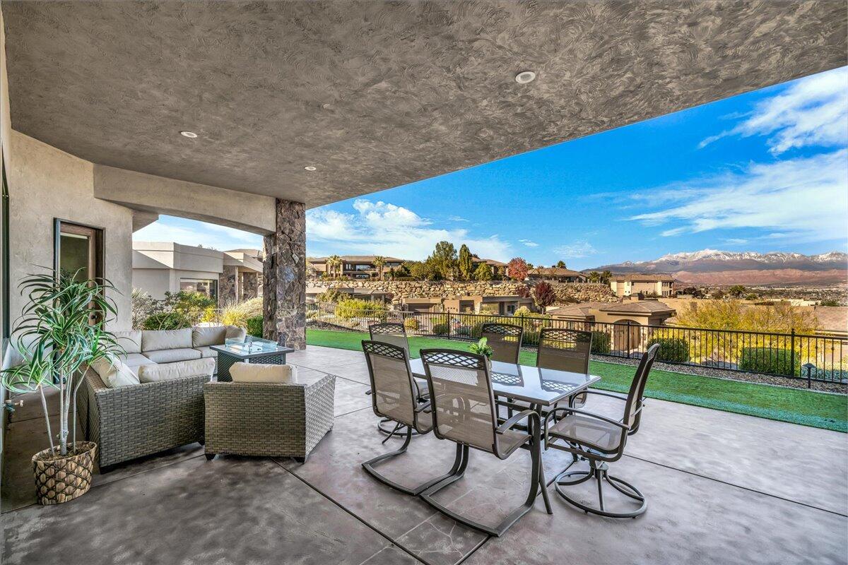 St George, Utah, 84790, United States, 3 Bedrooms Bedrooms, ,4 BathroomsBathrooms,Residential,Active,2000217