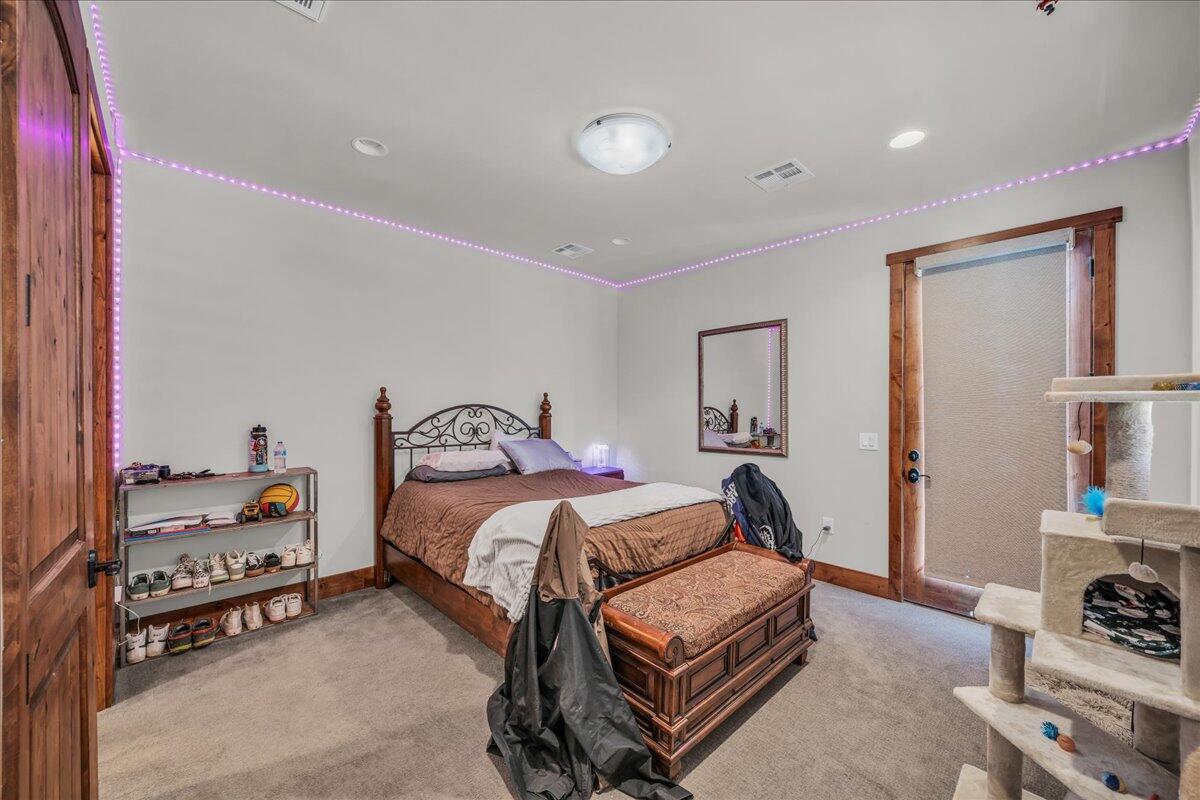 Hurricane, Utah, 84737, United States, 5 Bedrooms Bedrooms, ,6 BathroomsBathrooms,Residential,Active,1748671