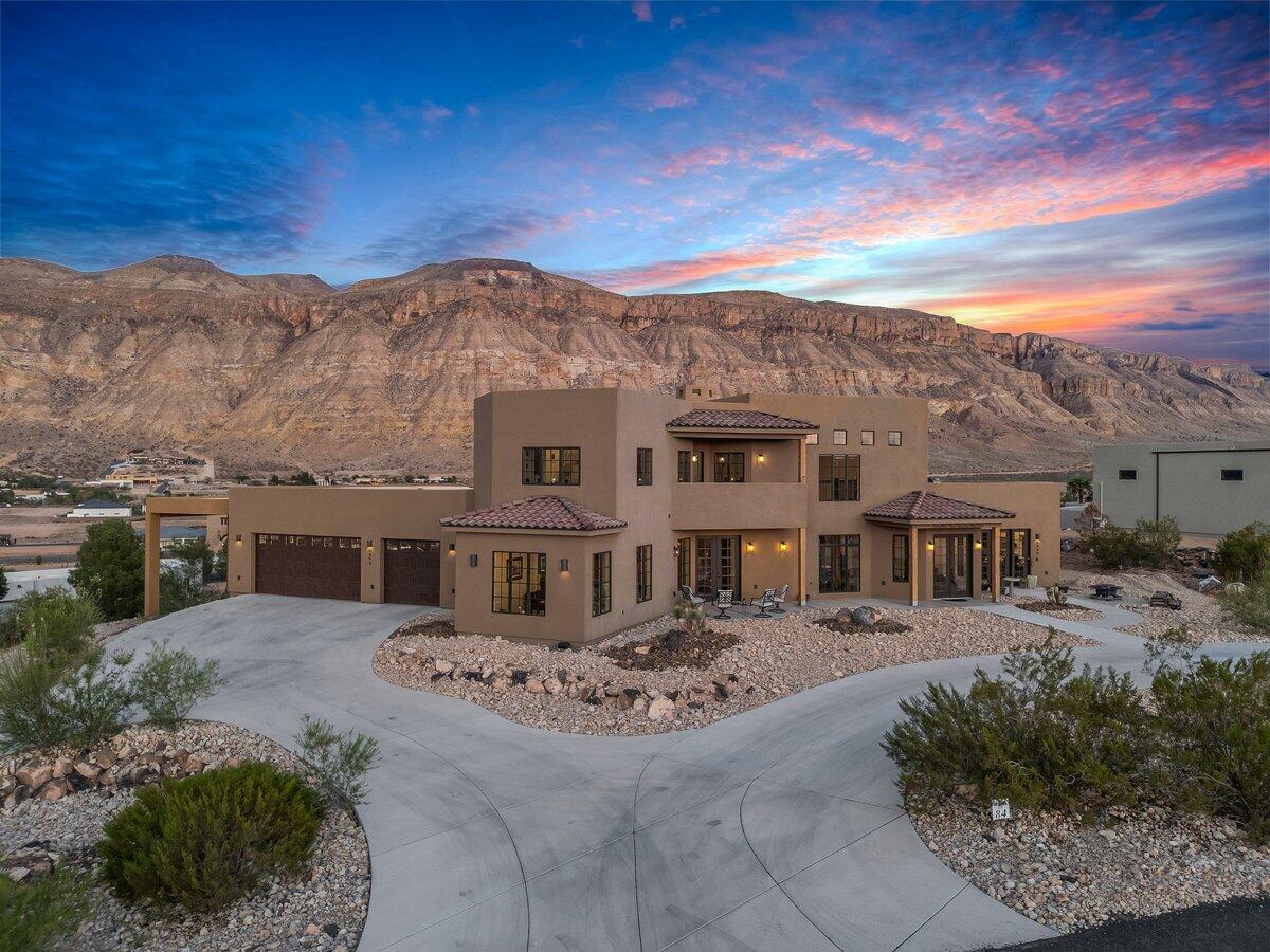 Hurricane, Utah, 84737, United States, 4 Bedrooms Bedrooms, ,4 BathroomsBathrooms,Residential,Active,1945483