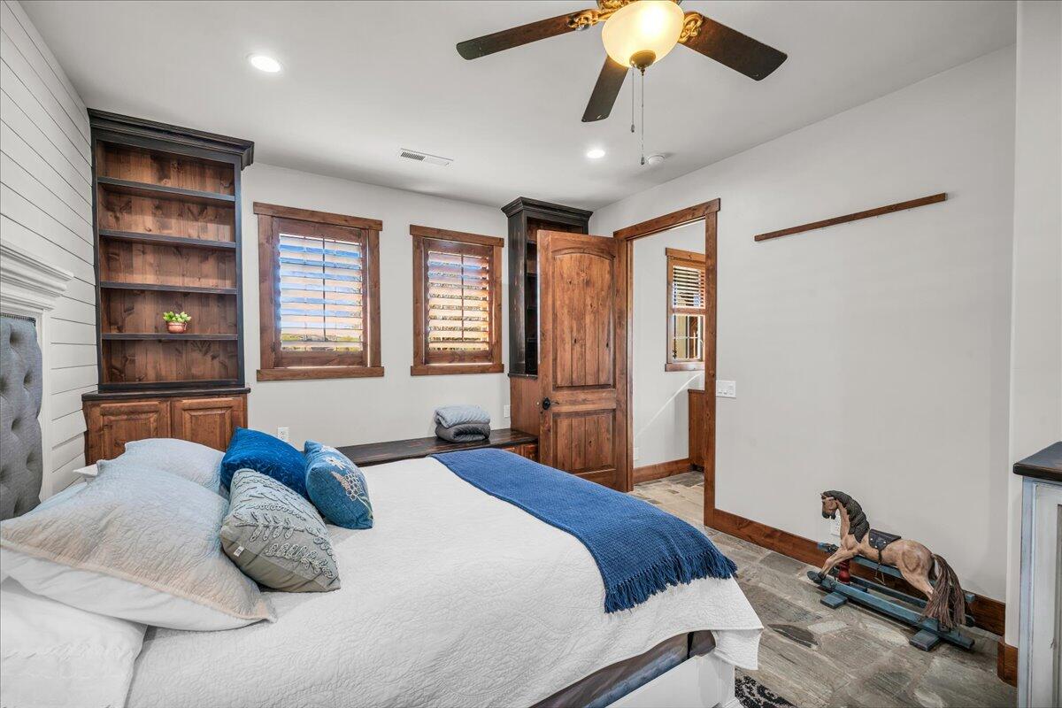 Hurricane, Utah, 84737, United States, 5 Bedrooms Bedrooms, ,6 BathroomsBathrooms,Residential,Active,1748671