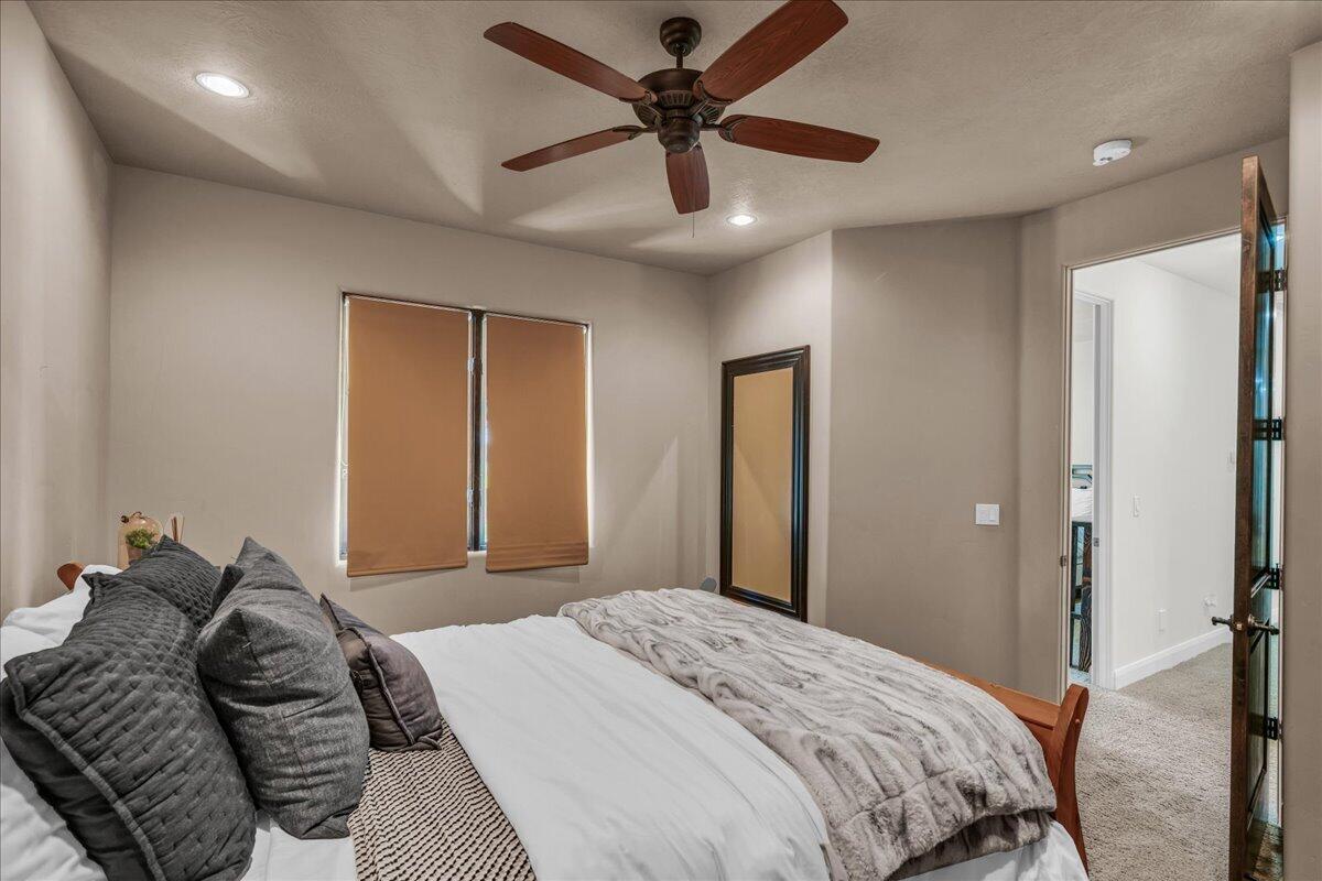 St George, Utah, 84770, United States, ,4 BathroomsBathrooms,Residential,Active,1824566