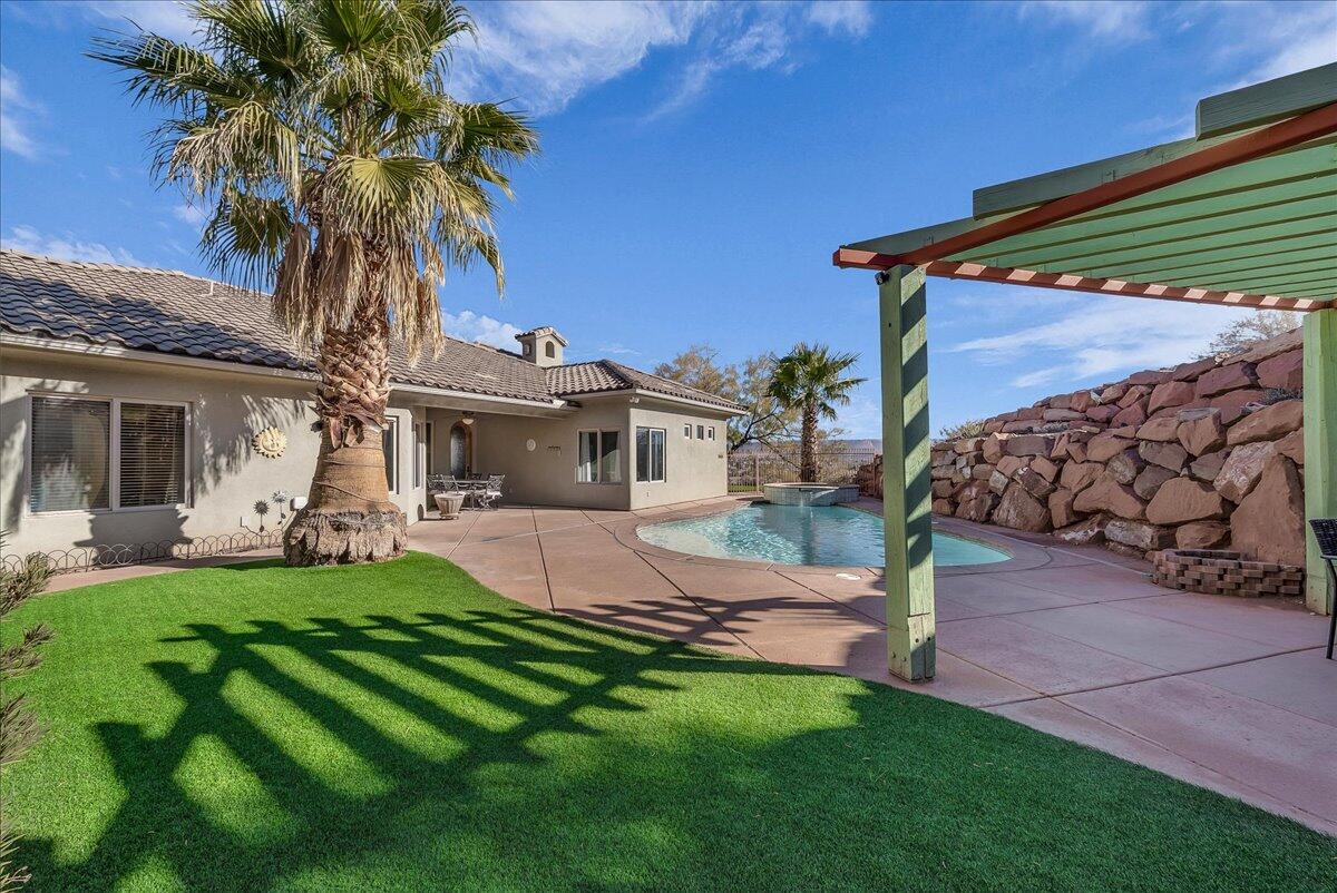 St George, Utah, 84790, United States, 4 Bedrooms Bedrooms, ,3 BathroomsBathrooms,Residential,Active,2006816