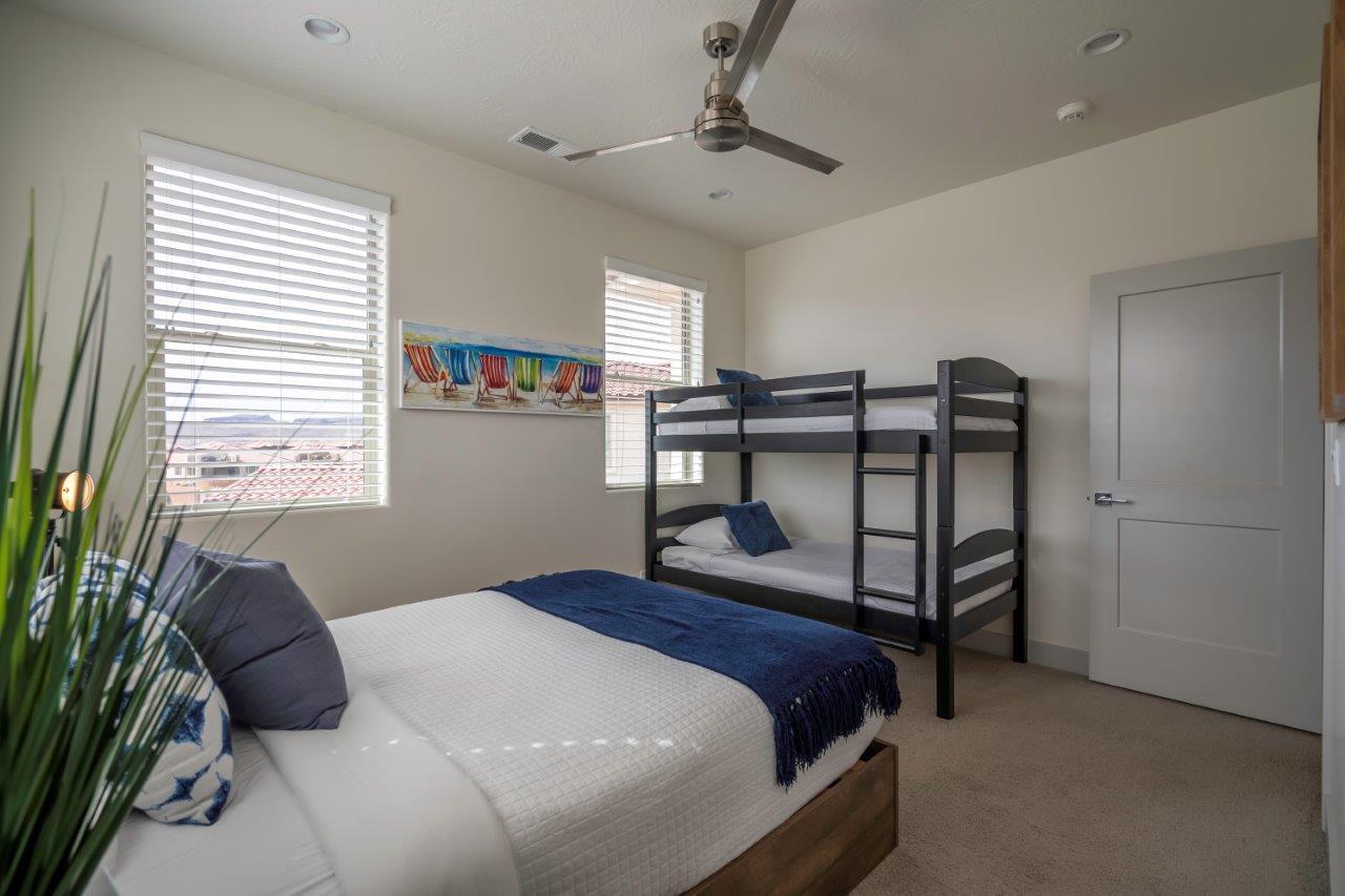 Santa Clara, Utah, 84765, United States, 5 Bedrooms Bedrooms, ,5 BathroomsBathrooms,Residential,Active,1894577