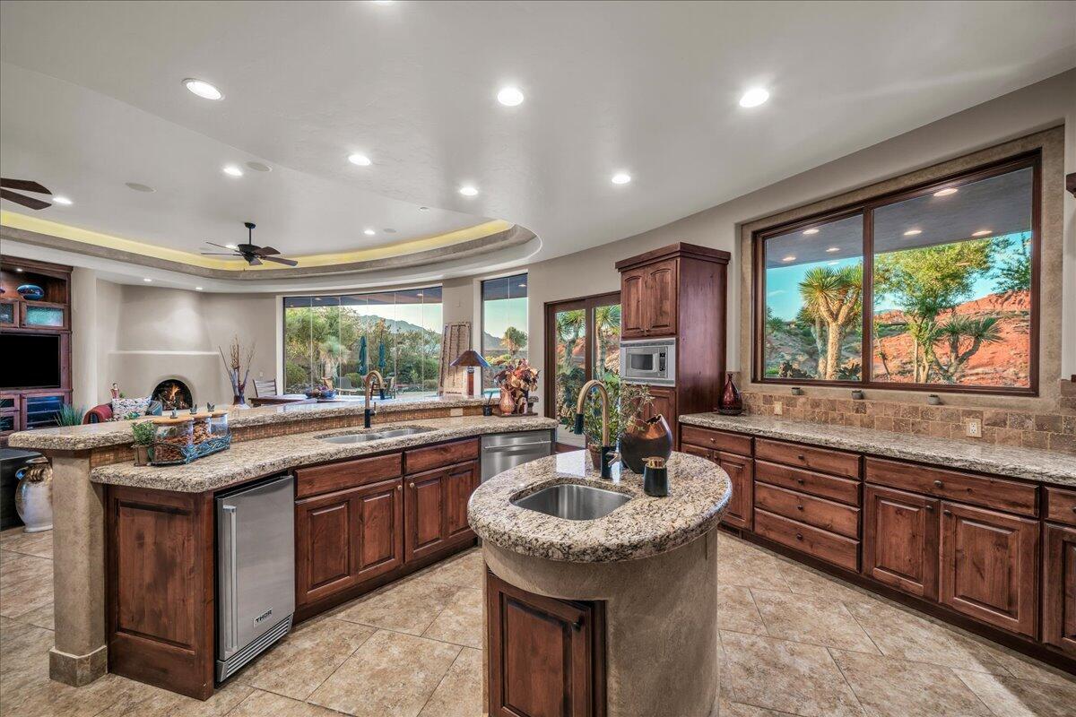 St George, Utah, 84770, United States, 3 Bedrooms Bedrooms, ,3 BathroomsBathrooms,Residential,Active,1919080