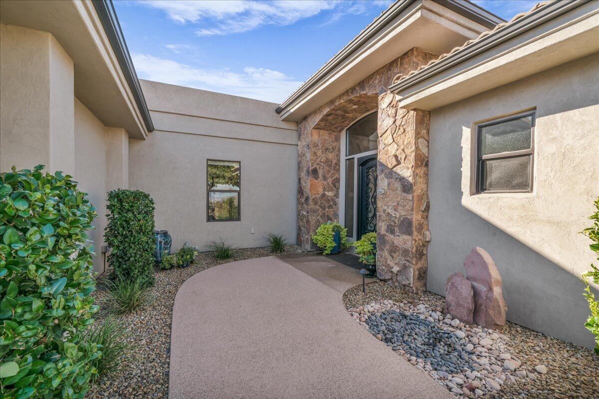 St George, Utah, 84790, United States, 3 Bedrooms Bedrooms, ,4 BathroomsBathrooms,Residential,Active,2000217