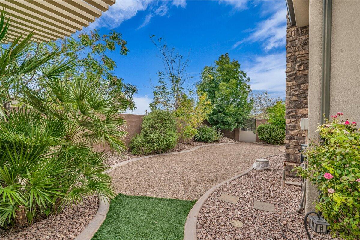 St George, Utah, 84790, United States, 4 Bedrooms Bedrooms, ,4 BathroomsBathrooms,Residential,Active,1952999