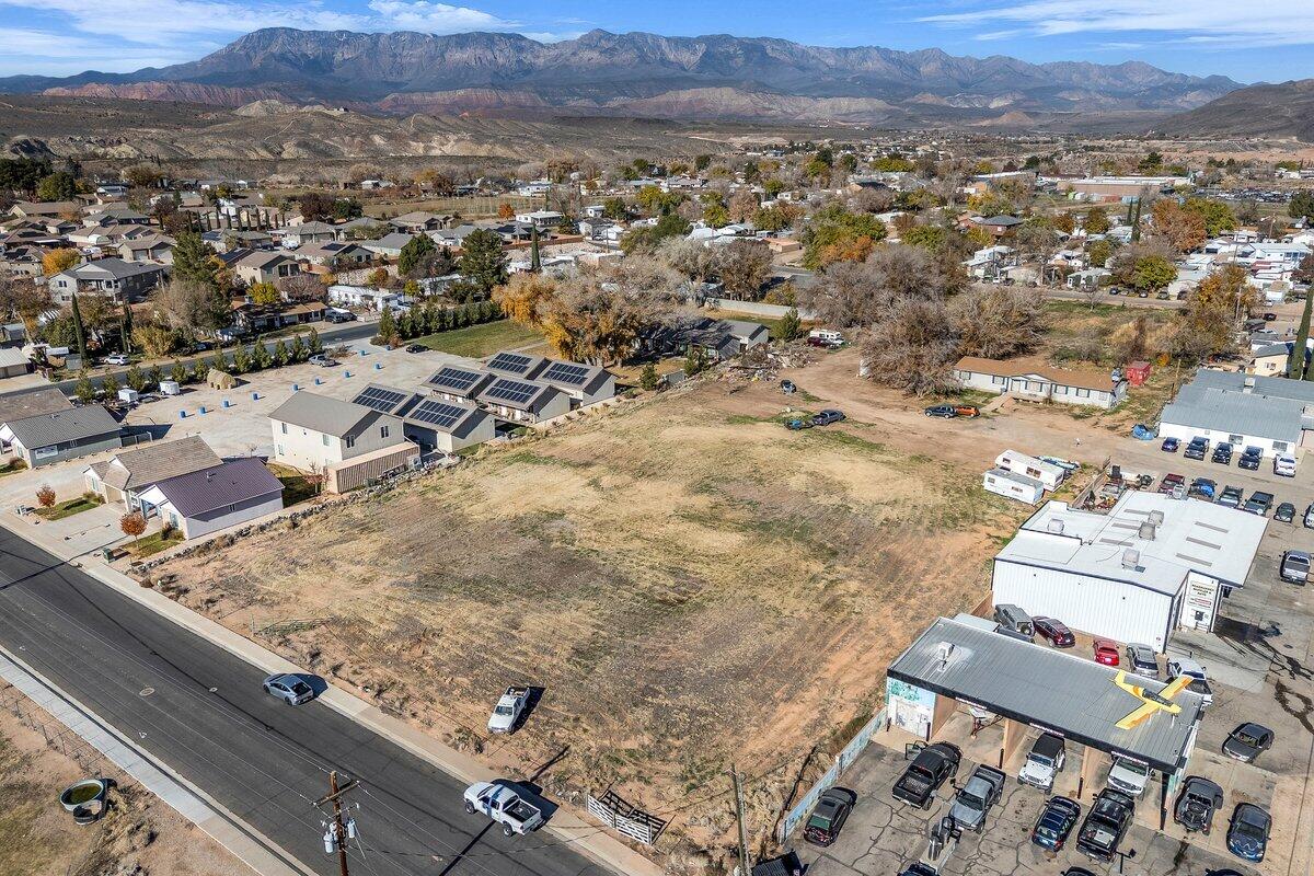 La Verkin, Utah, 84745, United States, 4 Bedrooms Bedrooms, ,2 BathroomsBathrooms,Residential,Active,2006765