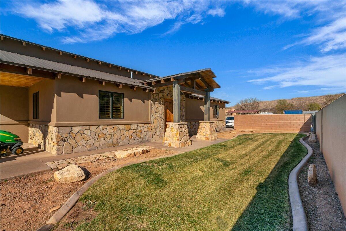 Hurricane, Utah, 84737, United States, 5 Bedrooms Bedrooms, ,6 BathroomsBathrooms,Residential,Active,1748671