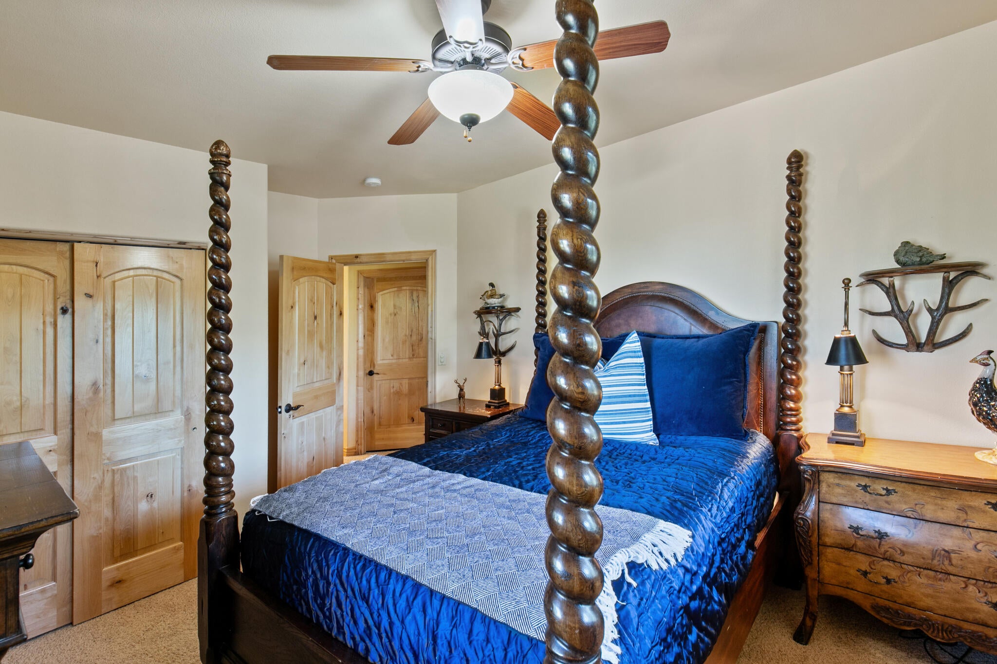 Brian Head, Utah, 84719, United States, 5 Bedrooms Bedrooms, ,4 BathroomsBathrooms,Residential,Active,1889352