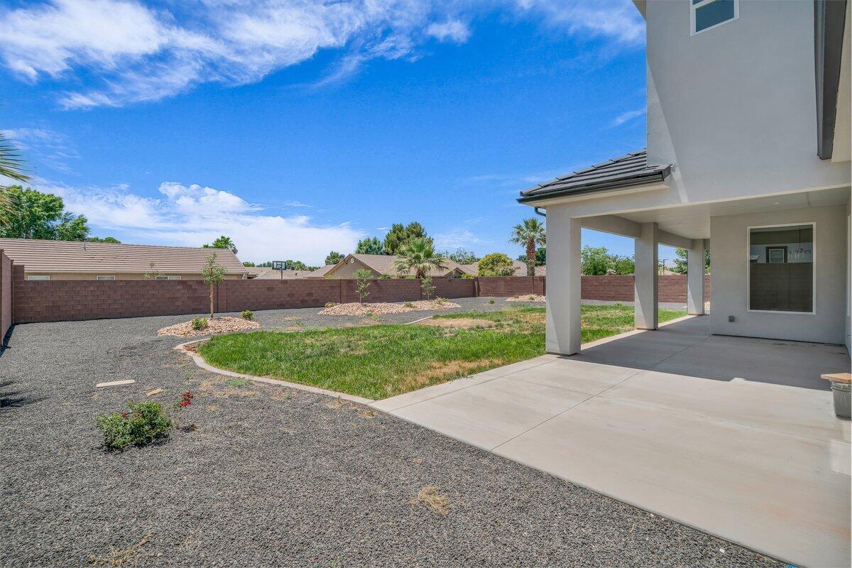 Washington, Utah, 84780, United States, 6 Bedrooms Bedrooms, ,5 BathroomsBathrooms,Residential,Active,1862845
