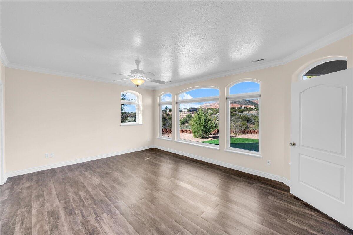 Leeds, Utah, 84746, United States, 5 Bedrooms Bedrooms, ,3 BathroomsBathrooms,Residential,Active,2008700