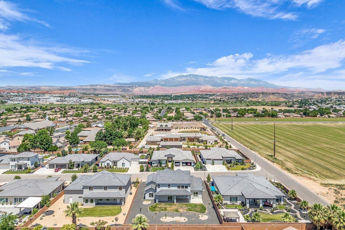 Washington, Utah, 84780, United States, 6 Bedrooms Bedrooms, ,5 BathroomsBathrooms,Residential,Active,1862845