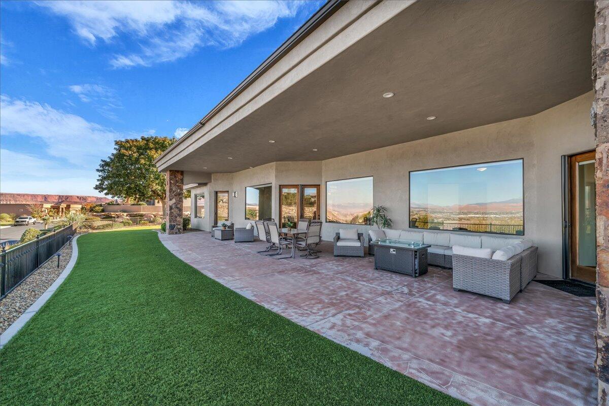 St George, Utah, 84790, United States, 3 Bedrooms Bedrooms, ,4 BathroomsBathrooms,Residential,Active,2000217