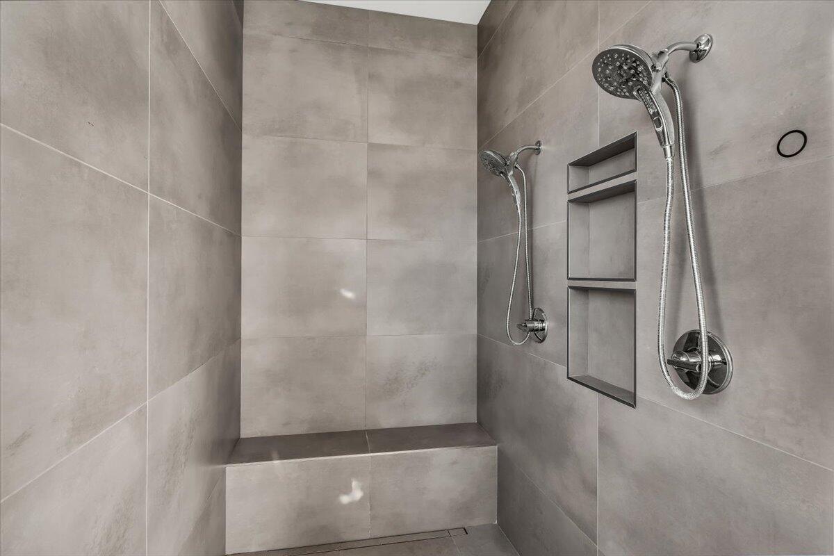 St George, Utah, 84770, United States, 5 Bedrooms Bedrooms, ,5 BathroomsBathrooms,Residential,Active,2009817