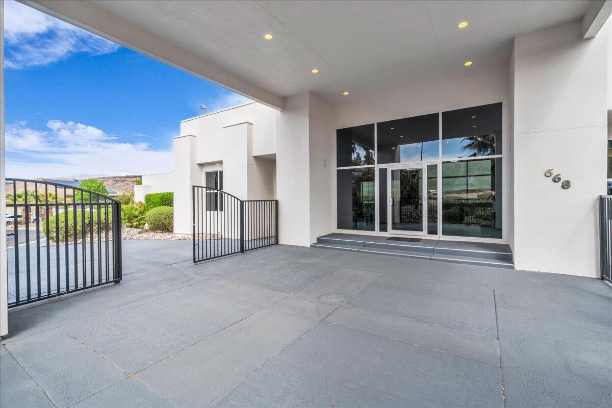 St George, Utah, 84770, United States, ,6 BathroomsBathrooms,Residential,Active,1778768