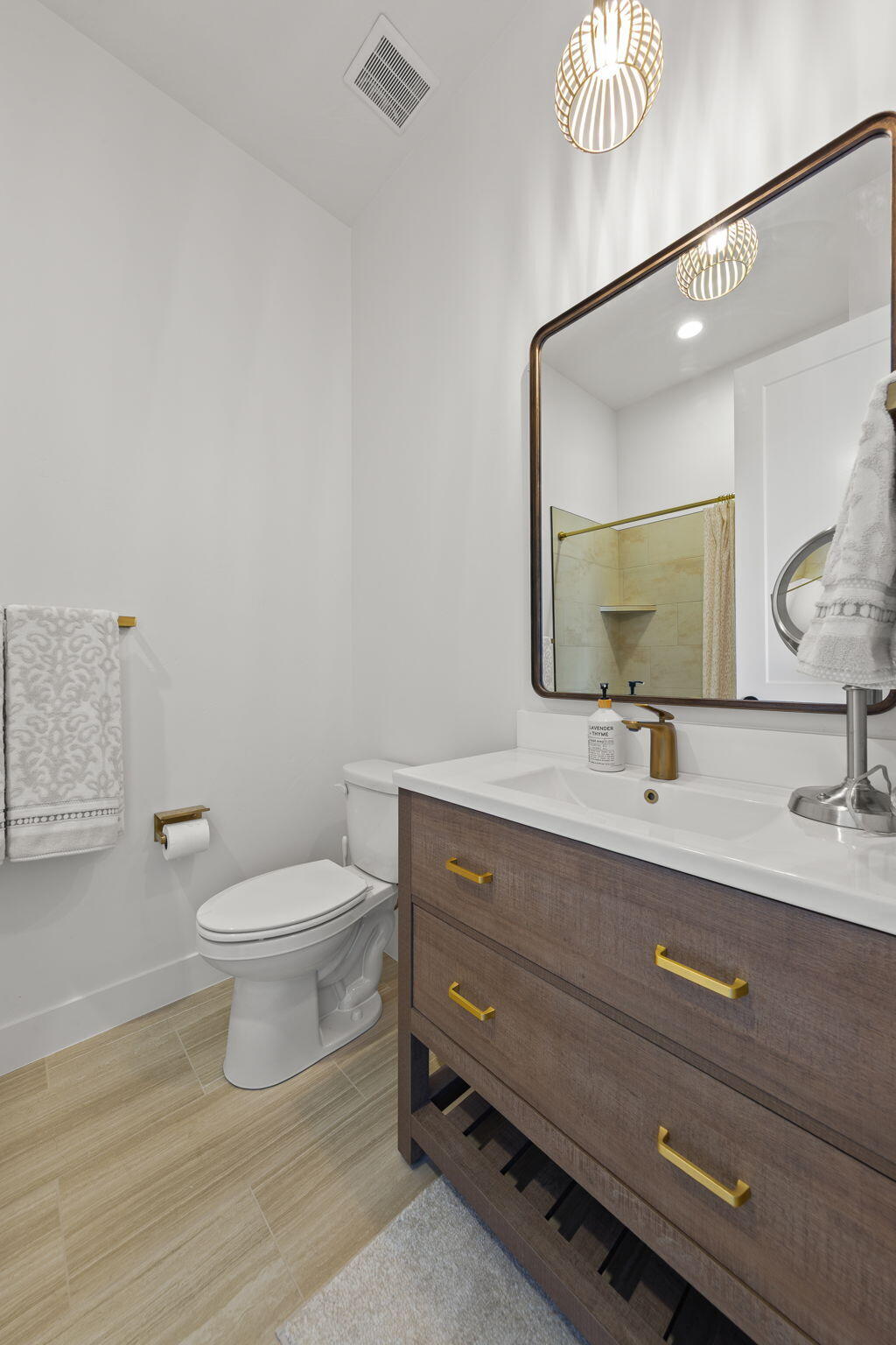 St George, Utah, 84770, United States, 3 Bedrooms Bedrooms, ,4 BathroomsBathrooms,Residential,Active,1973361