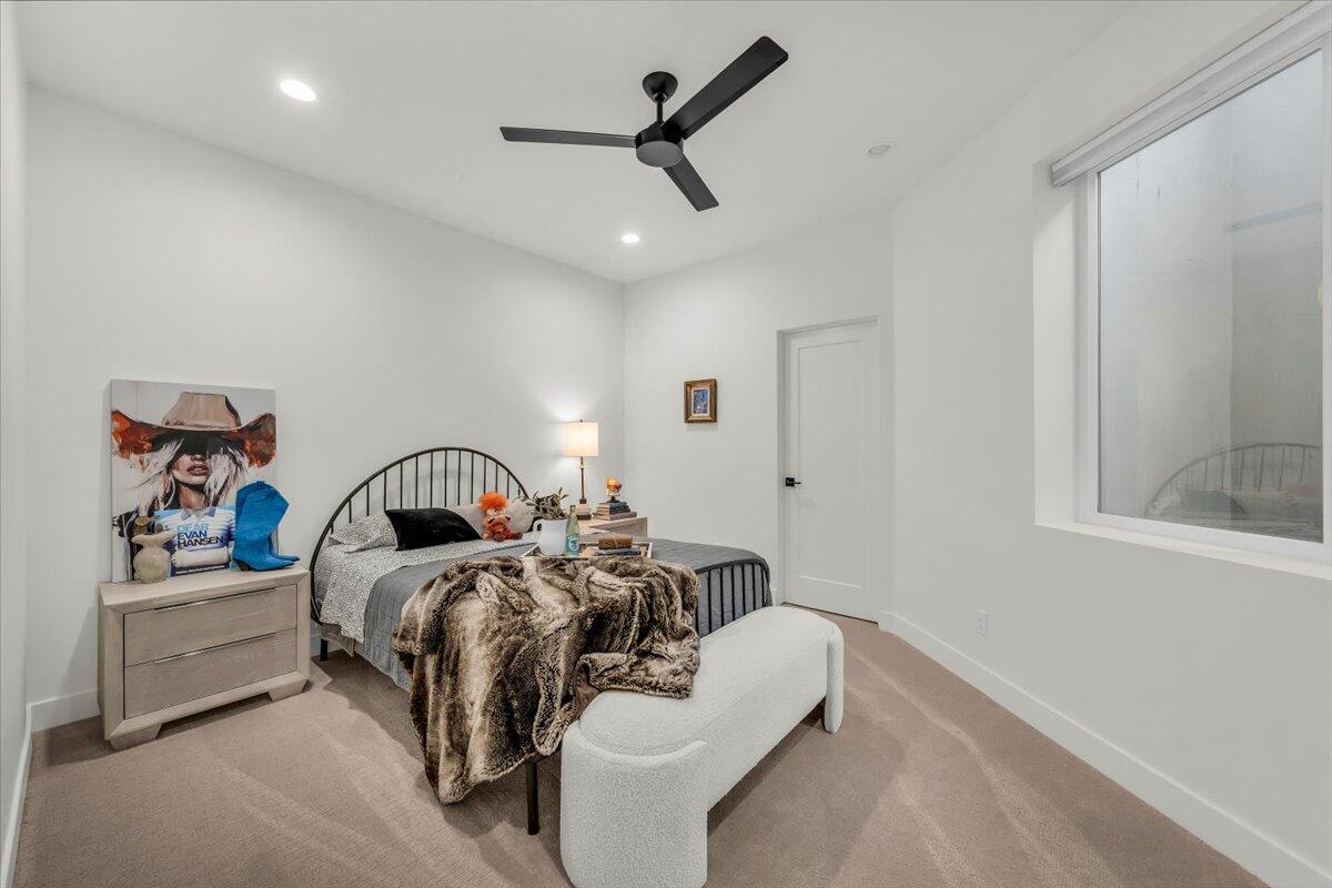 St George, Utah, 84770, United States, 5 Bedrooms Bedrooms, ,5 BathroomsBathrooms,Residential,Active,2009817