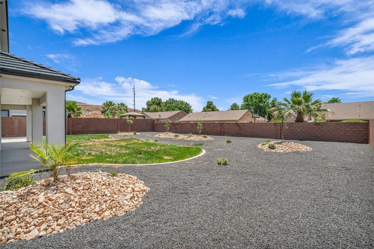 Washington, Utah, 84780, United States, 6 Bedrooms Bedrooms, ,5 BathroomsBathrooms,Residential,Active,1862845