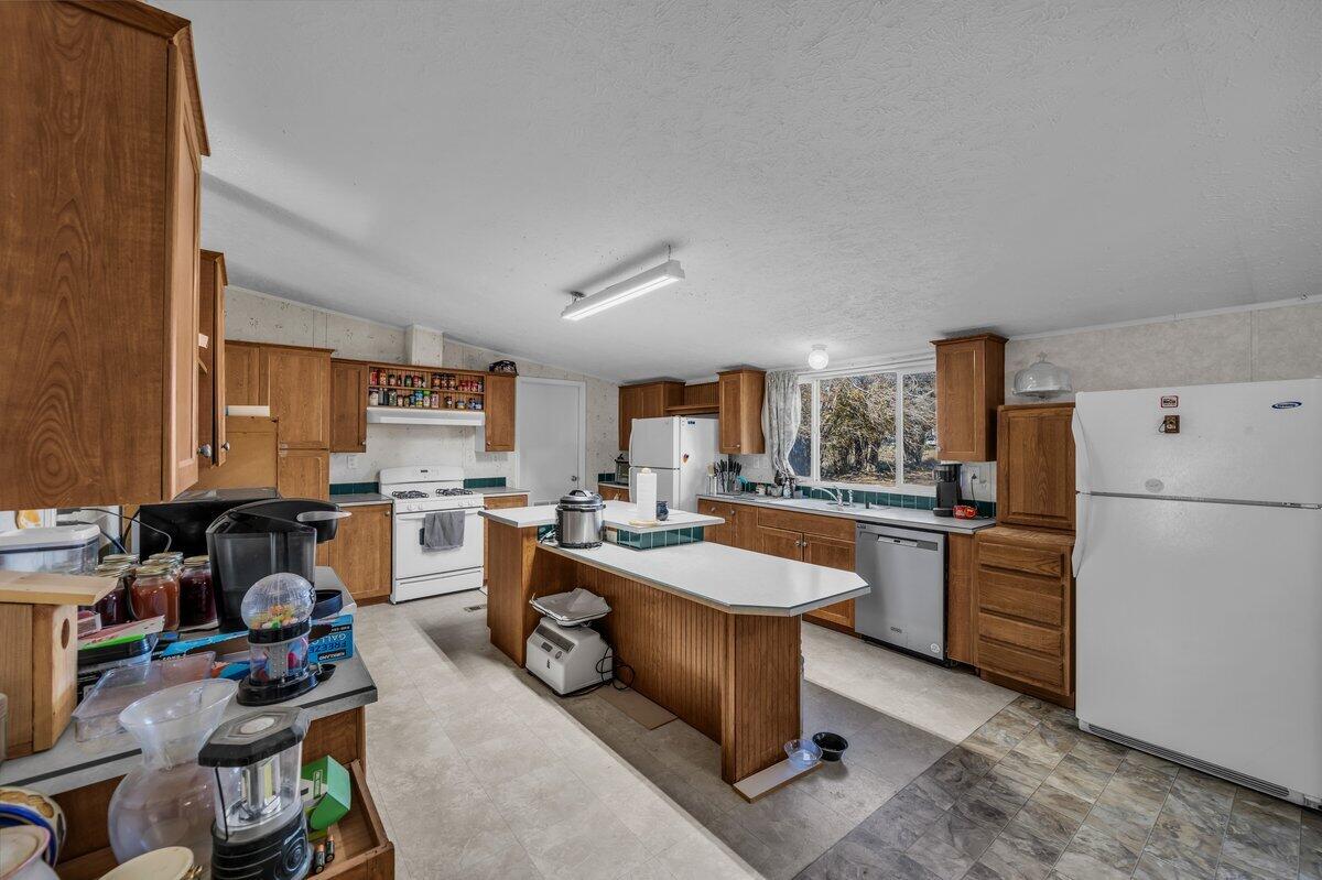 La Verkin, Utah, 84745, United States, 4 Bedrooms Bedrooms, ,2 BathroomsBathrooms,Residential,Active,2006765