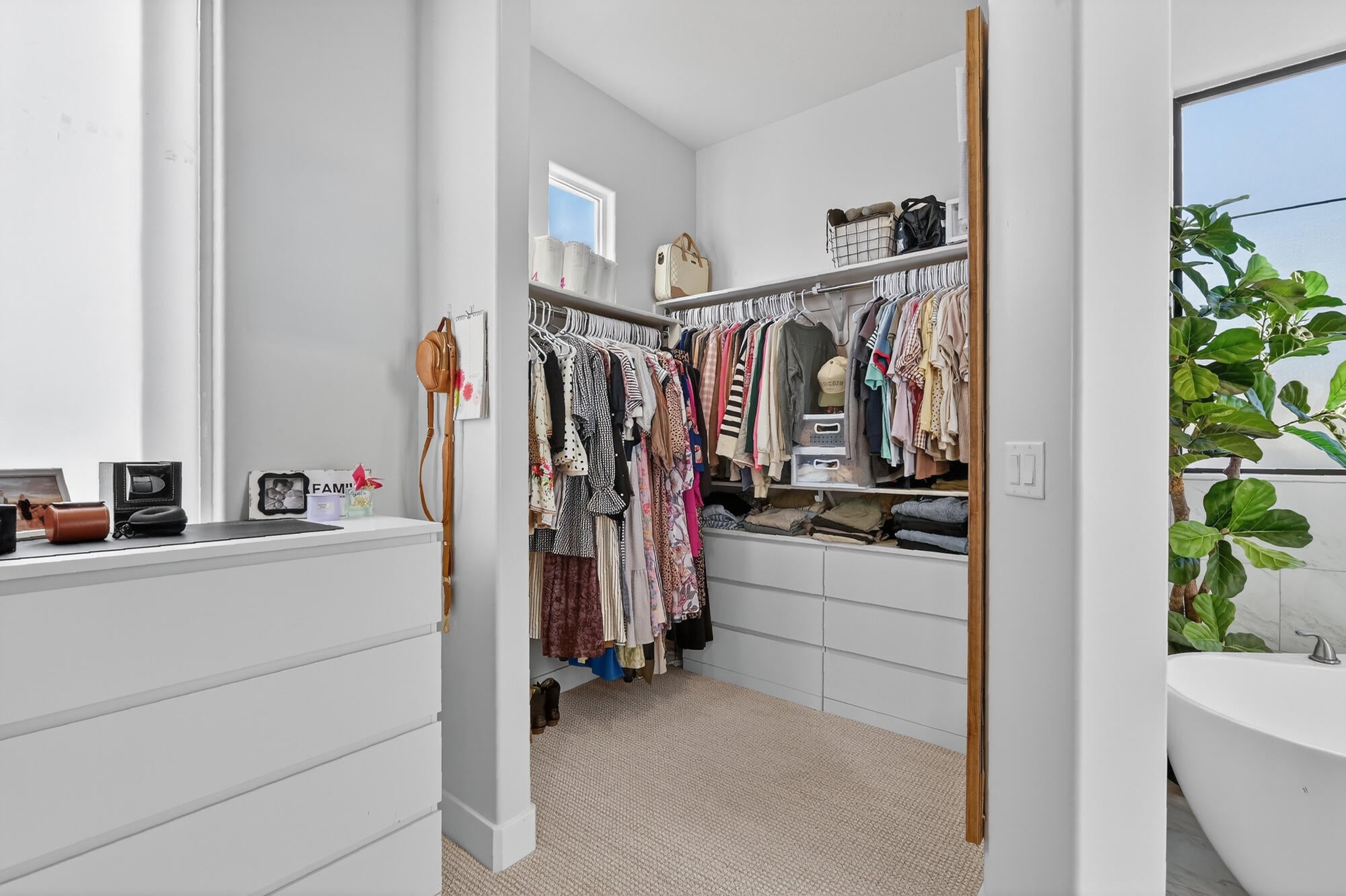 St George, Utah, 84790, United States, 4 Bedrooms Bedrooms, ,4 BathroomsBathrooms,Residential,Active,2010196