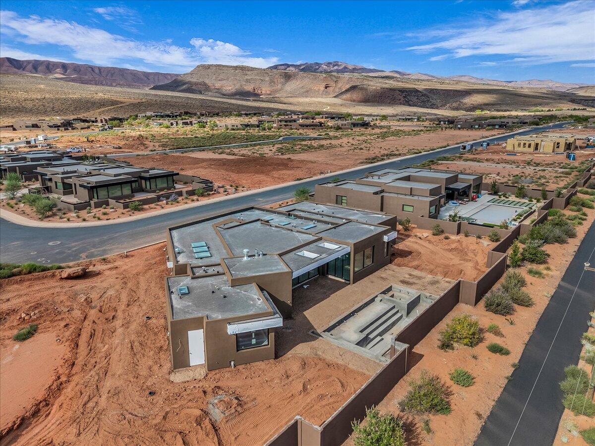 Ivins, Utah, 84738, United States, 3 Bedrooms Bedrooms, ,4 BathroomsBathrooms,Residential,Active,1986904