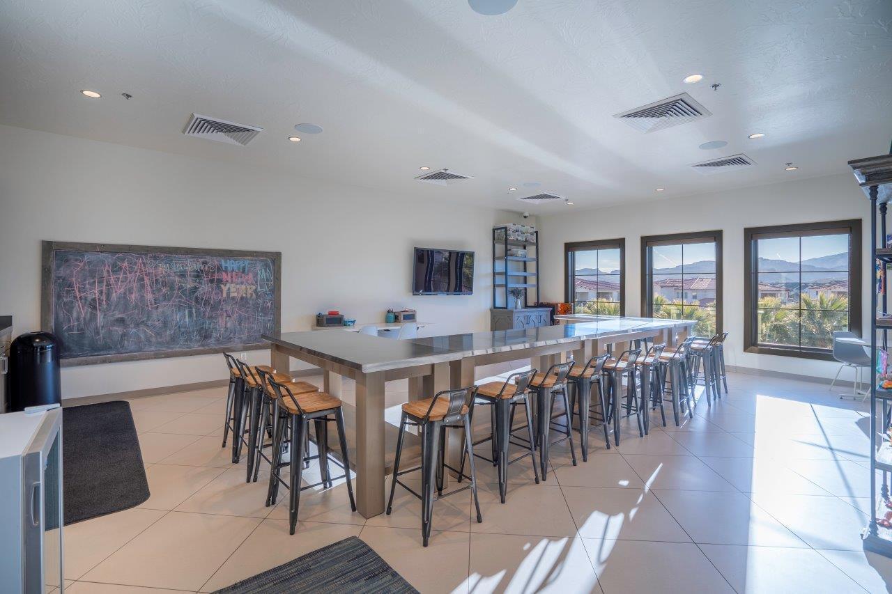 Santa Clara, Utah, 84765, United States, ,6 BathroomsBathrooms,Residential,Active,1798104