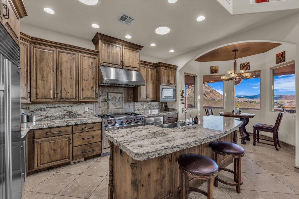 Hurricane, Utah, 84737, United States, 4 Bedrooms Bedrooms, ,3 BathroomsBathrooms,Residential,Active,1941338
