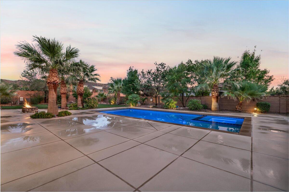 St George, Utah, 84790, United States, 4 Bedrooms Bedrooms, ,4 BathroomsBathrooms,Residential,Active,1952999