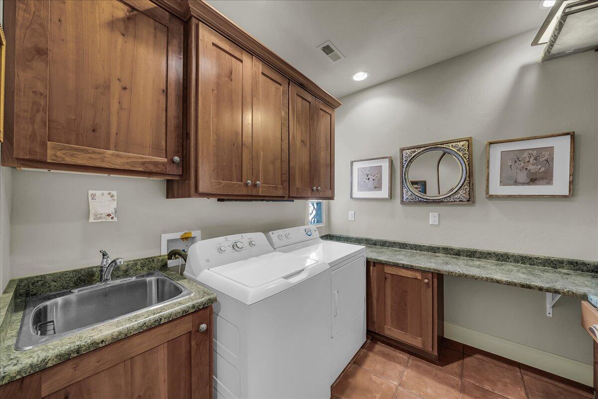 St George, Utah, 84790, United States, 4 Bedrooms Bedrooms, ,3 BathroomsBathrooms,Residential,Active,2006816