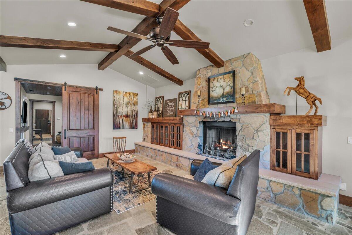 Hurricane, Utah, 84737, United States, 5 Bedrooms Bedrooms, ,6 BathroomsBathrooms,Residential,Active,1748671