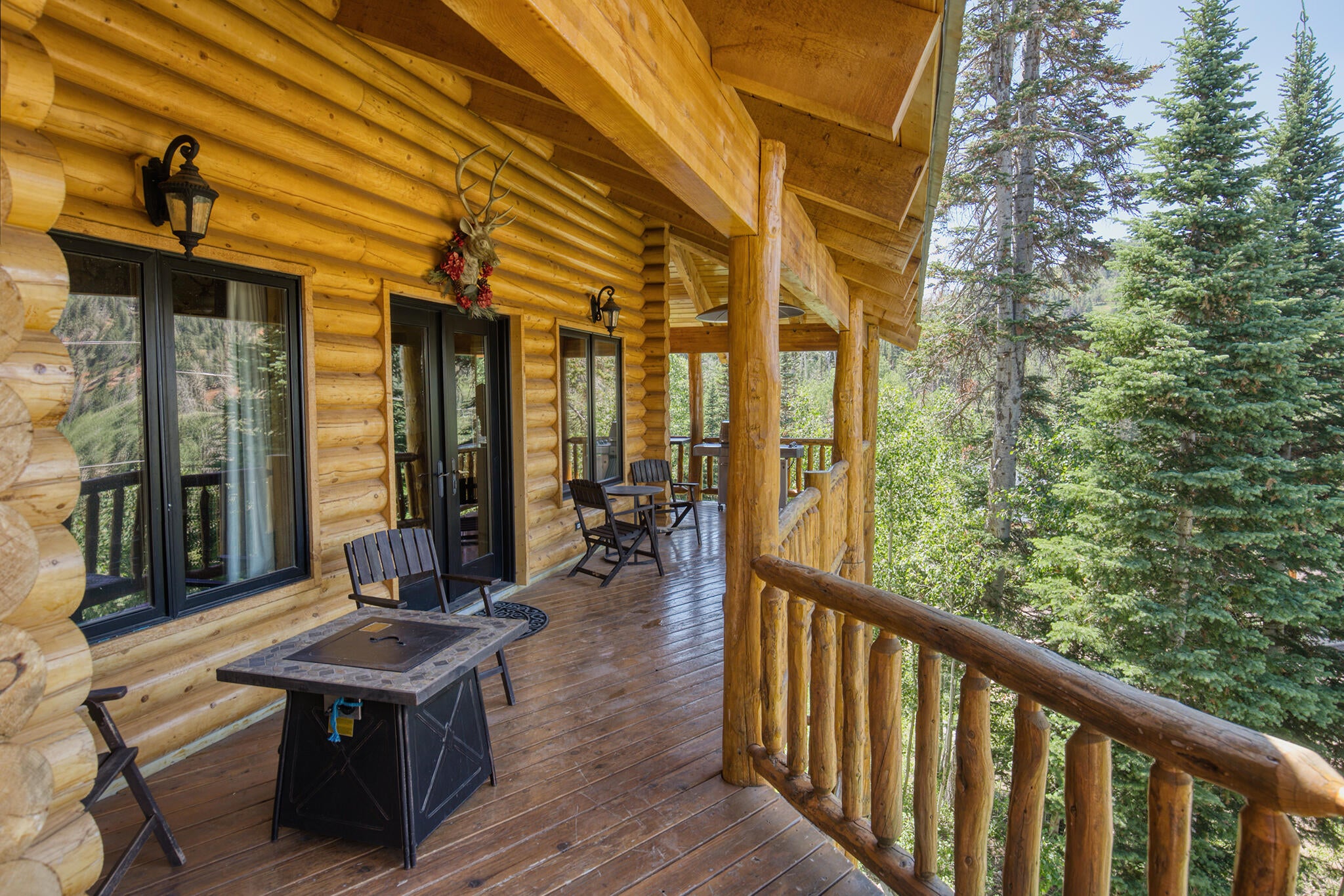 Brian Head, Utah, 84719, United States, 5 Bedrooms Bedrooms, ,4 BathroomsBathrooms,Residential,Active,1889352