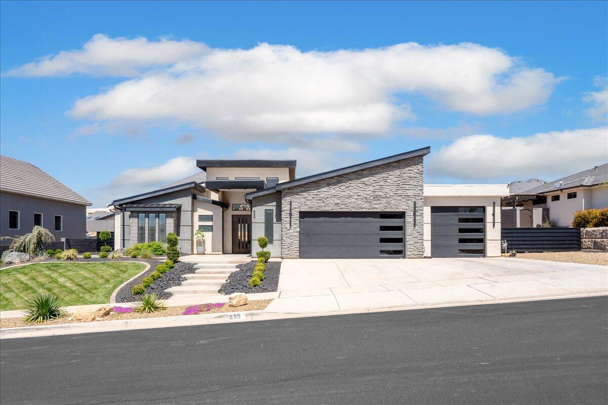 Washington, Utah, 84780, United States, 4 Bedrooms Bedrooms, ,3 BathroomsBathrooms,Residential,Active,1764542