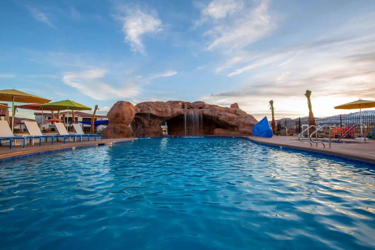 Santa Clara, Utah, 84765, United States, 5 Bedrooms Bedrooms, ,5 BathroomsBathrooms,Residential,Active,1894577