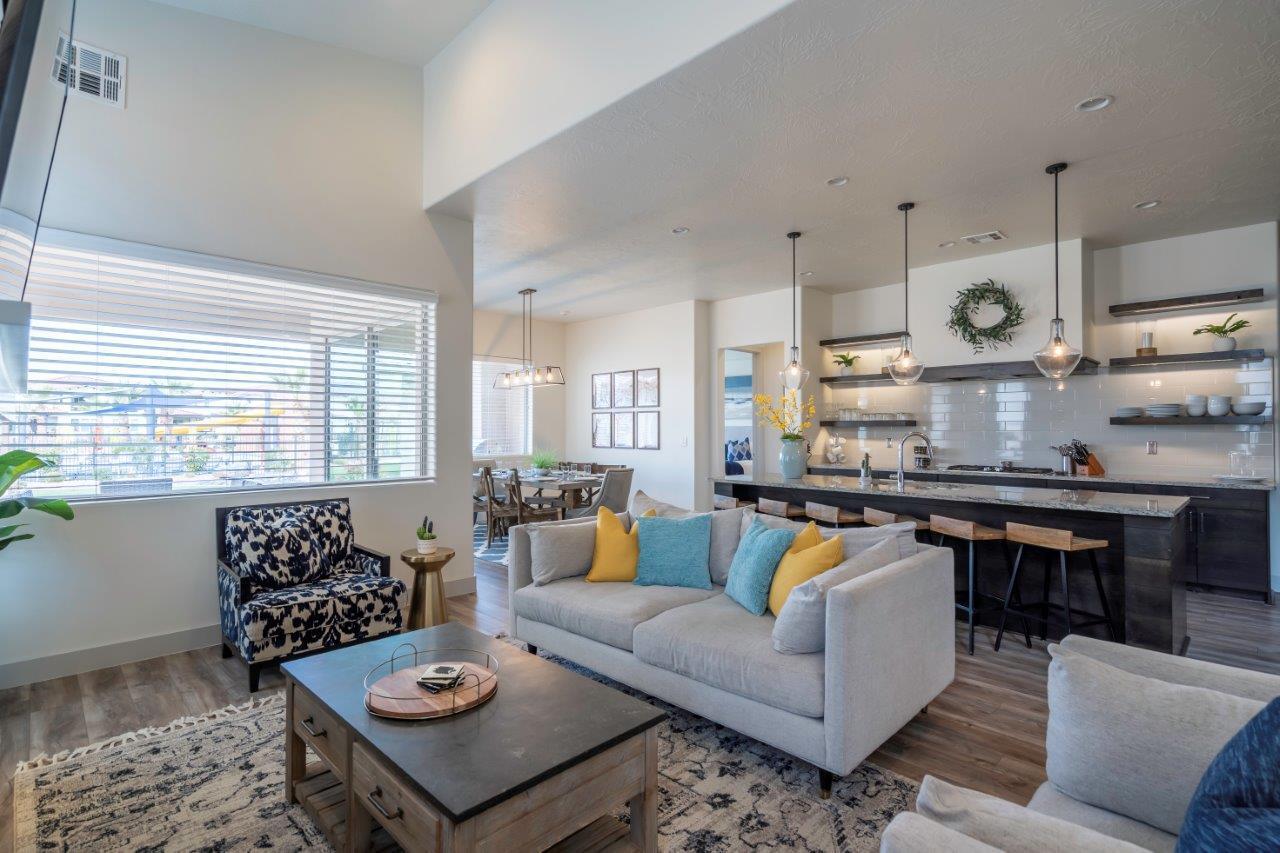 Santa Clara, Utah, 84765, United States, 5 Bedrooms Bedrooms, ,5 BathroomsBathrooms,Residential,Active,1894577
