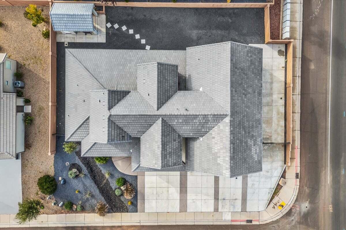 Hurricane, Utah, 84737, United States, 5 Bedrooms Bedrooms, ,5 BathroomsBathrooms,Residential,Active,1996303