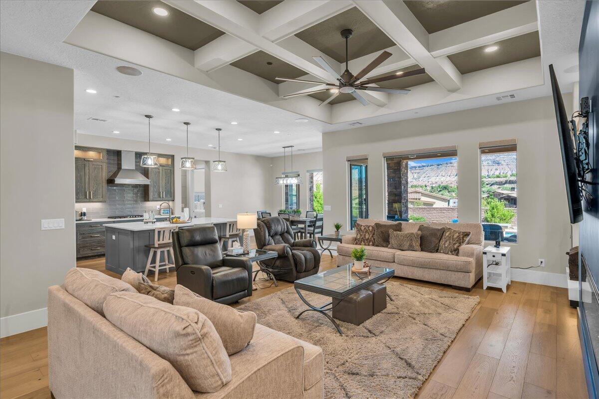 Virgin, Utah, 84779, United States, 4 Bedrooms Bedrooms, ,4 BathroomsBathrooms,Residential,Active,1904690