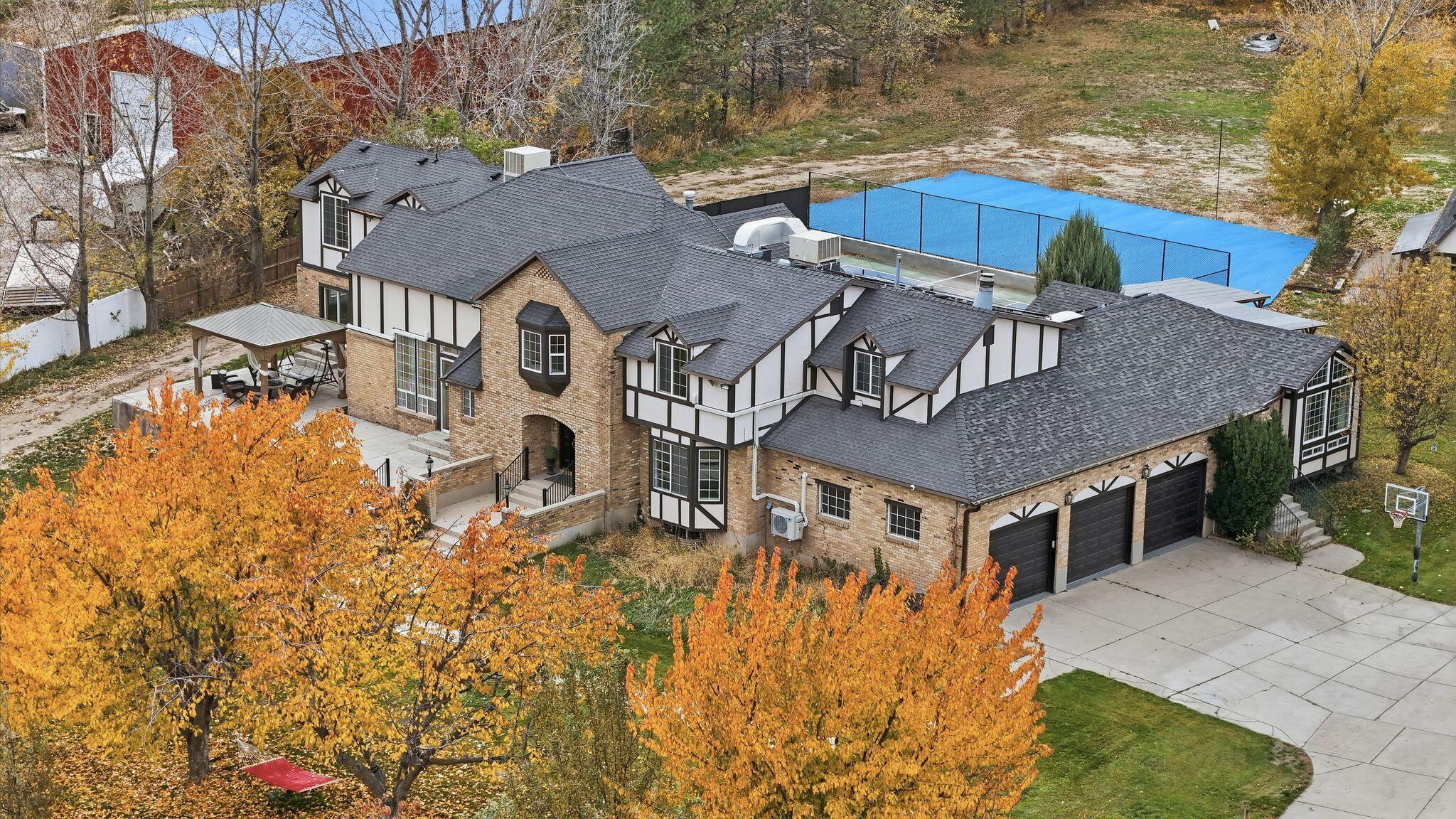 Bluffdale, Utah, 84065, United States, 10 Bedrooms Bedrooms, ,7 BathroomsBathrooms,Residential,Active,1990677