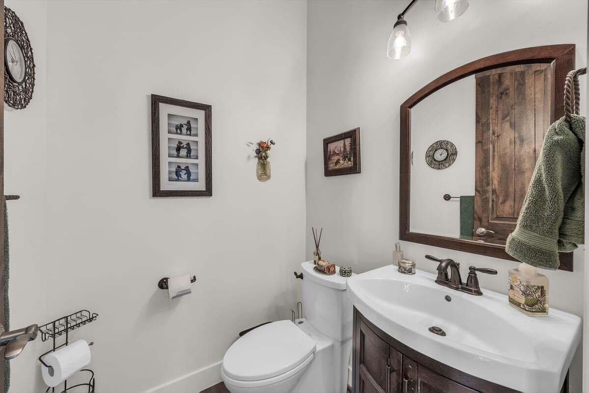 Hurricane, Utah, 84737, United States, 4 Bedrooms Bedrooms, ,4 BathroomsBathrooms,Residential,Active,1945483